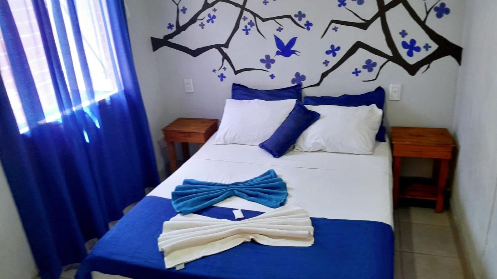 Hostel Damaris Puerto Iguazú Habitación foto